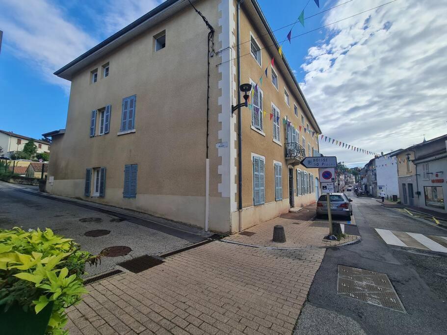 Bel Appartement Meximieux Centre Ville 2 Chambres Ngoại thất bức ảnh